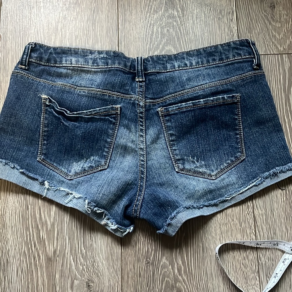 Celebrity Pink denim shorts size 7 - Picture 7 of 8